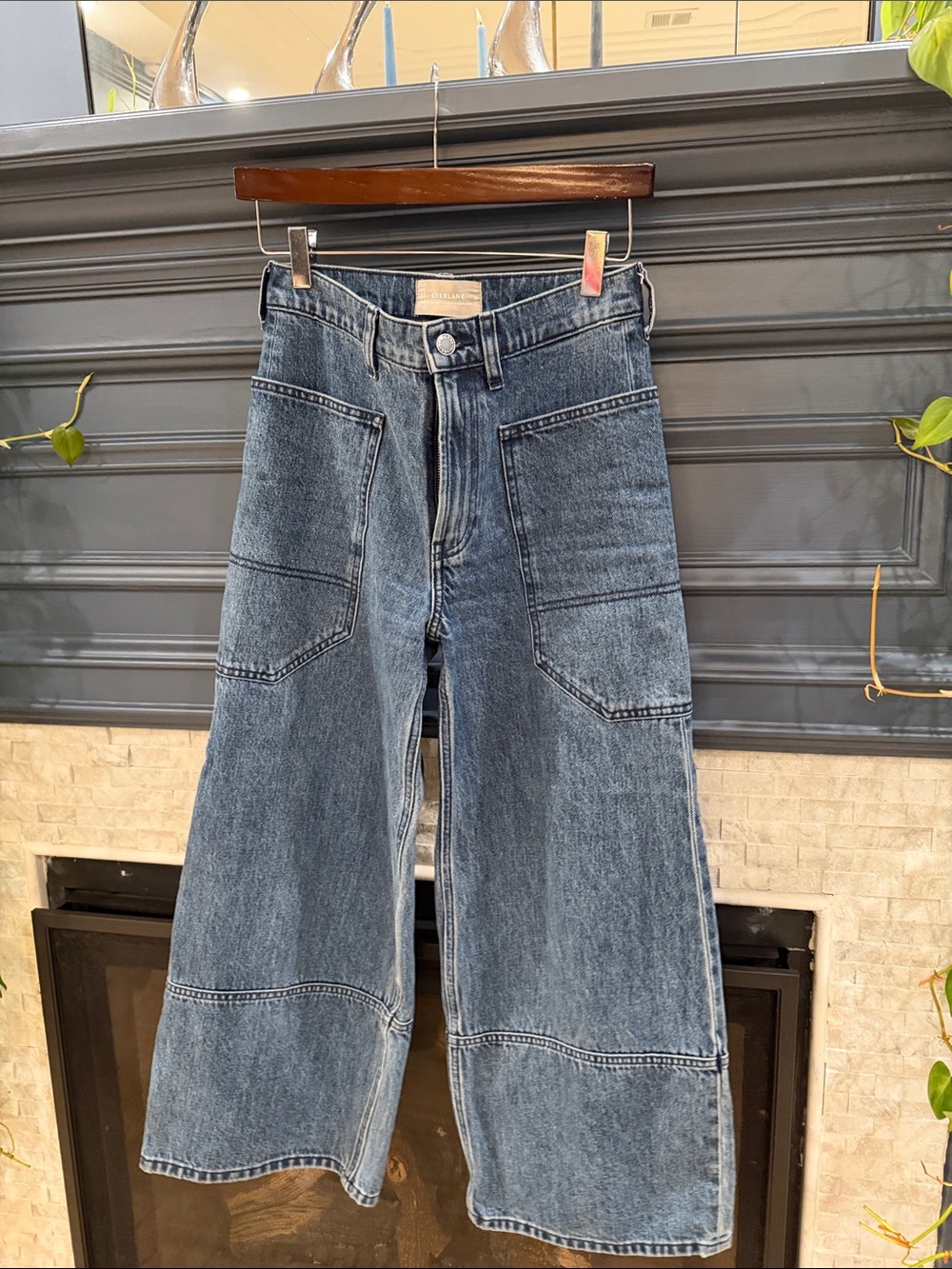 Everlane Way-High Gardener Cropped Jean in Washed Blue Denim